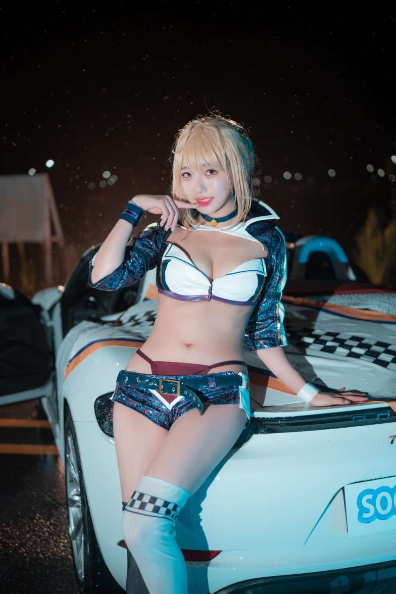[CreamSoda] NO.019 Sooflower – Artoria Alter Cosplay [54P/324MB]