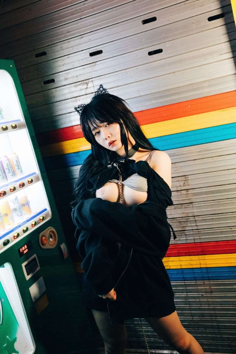 [Loozy] NO.051 Zia (지아) – Touch + Anal Plug+ [298P/4V/2.97GB]