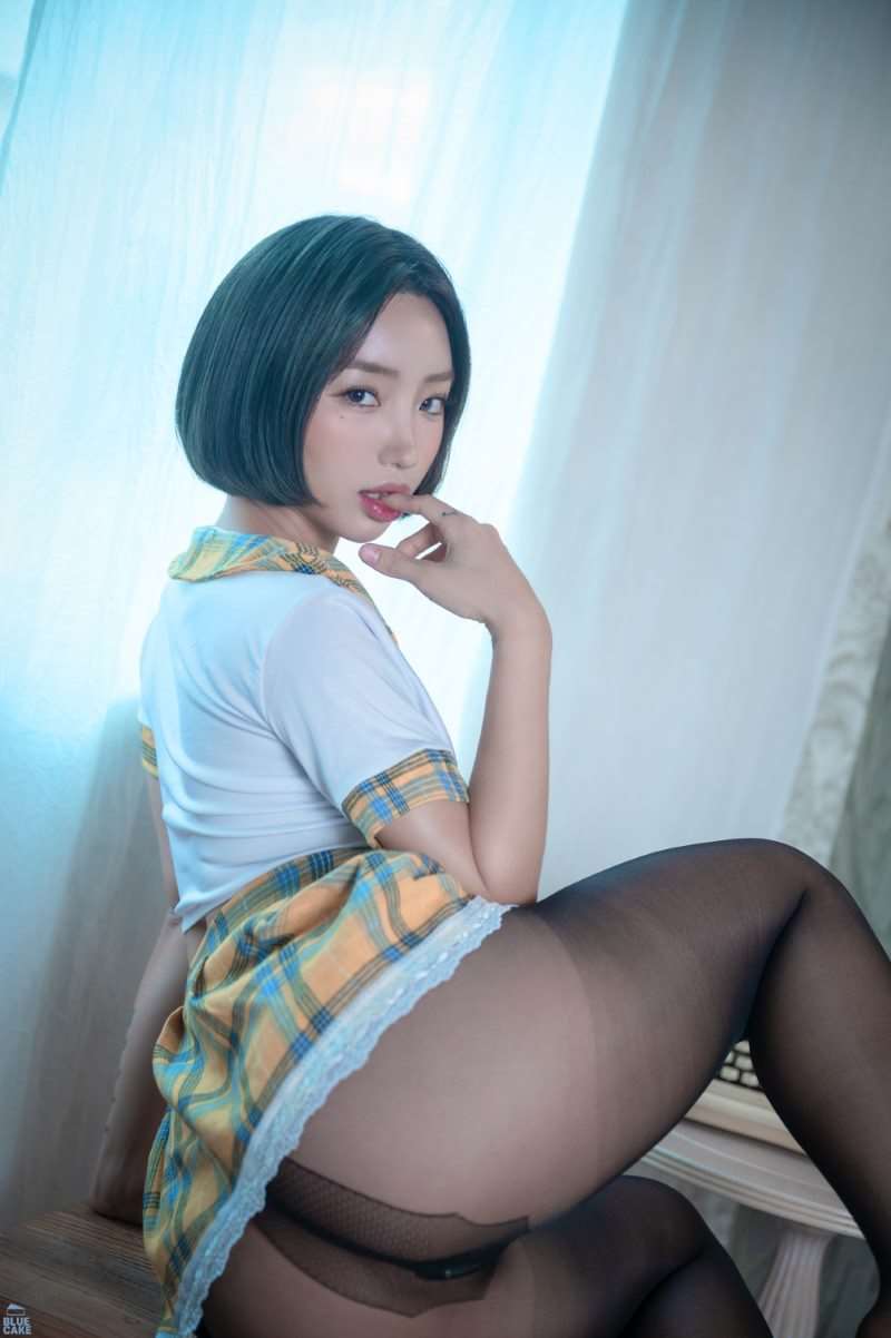 [BLUECAKE] NO.083 Booty Queen – Lemon RED+ [115P/1.13GB]