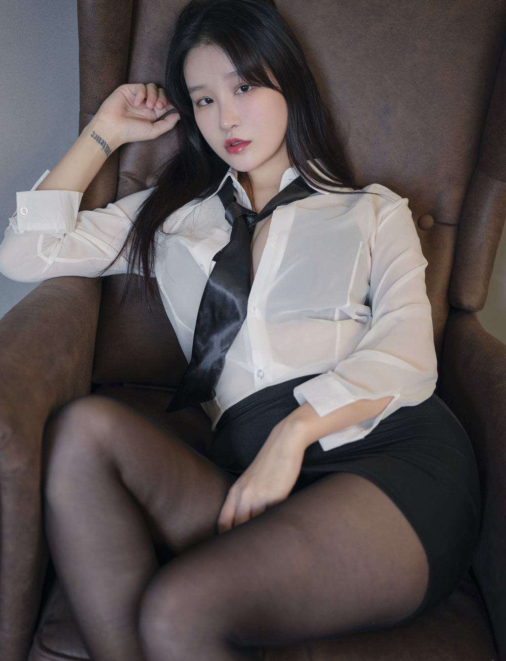 [ARTGRAVIA] VOL.355 Lee Seol (이설) [96P/235MB]
