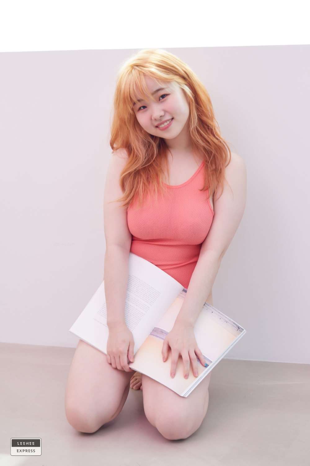 [LeeheeExpress] NO.173 – LEDG-021 – Merry (쮸리) [44P/78MB]