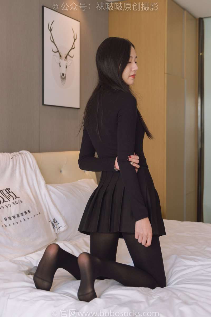 [BoBoSocks袜啵啵] NO.184 小甜豆-黑皮鞋、厚黑丝 [140P/1V/5.66GB]