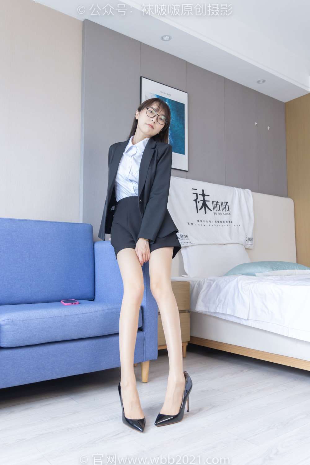 [BoBoSocks袜啵啵] NO.280 稚予-马丁靴 高跟鞋 黑棉袜 肉丝 [145P/1V/5.61G]