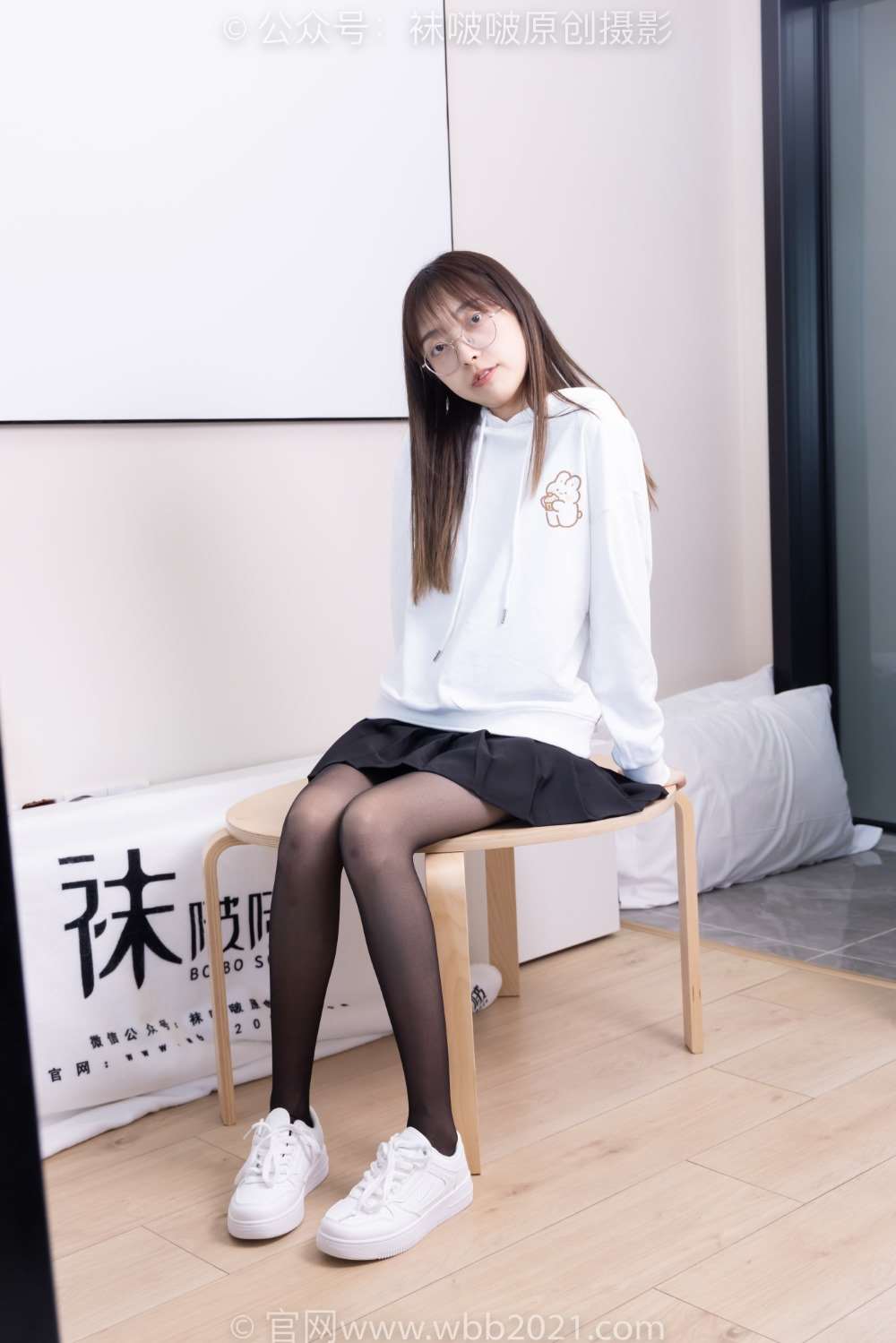[BoBoSocks袜啵啵] NO.407 稚予-板鞋、黑丝（脚尖加固款）花絮版 [140P/1V/6.39G]