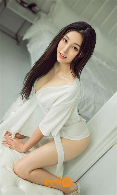 025