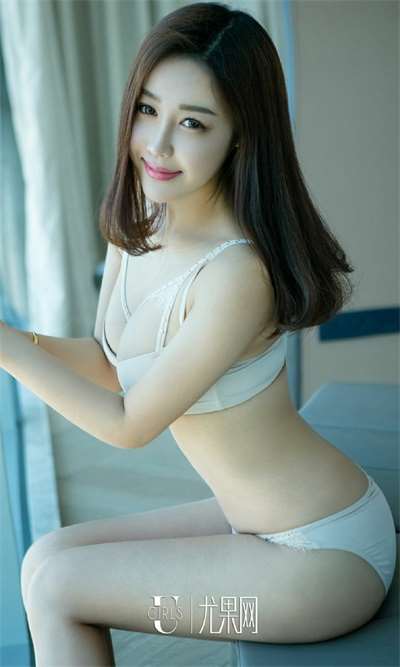[Ugirls尤果网]爱尤物专辑 第712期 衣浅 汤伊浅 [40P/37MB]