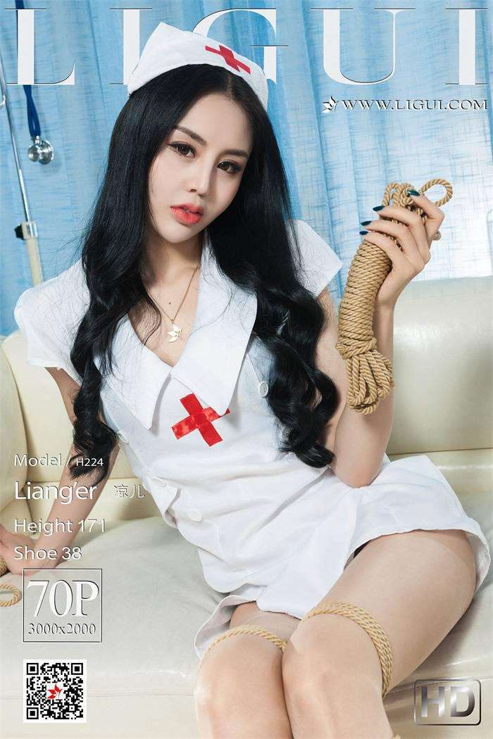 [Ligui丽柜] 2018.12.24 网络丽人 Model 凉儿 [70+1P/70MB]