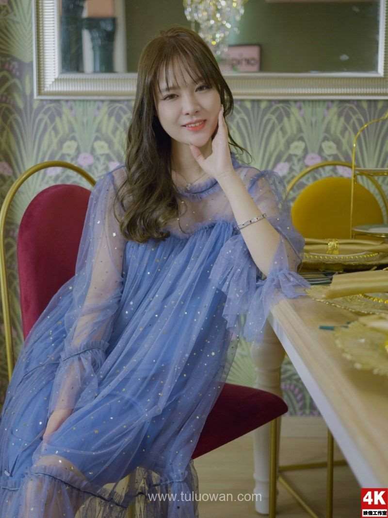[Ligui丽柜] 2022.04.22《法式幽默》小琳琳 [87P/153MB]