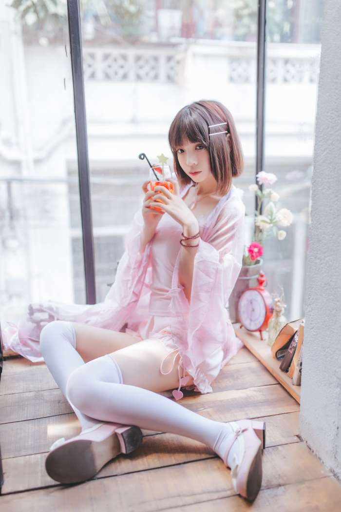 网红Coser@疯猫ss – 粉红日常 [19P/184MB]