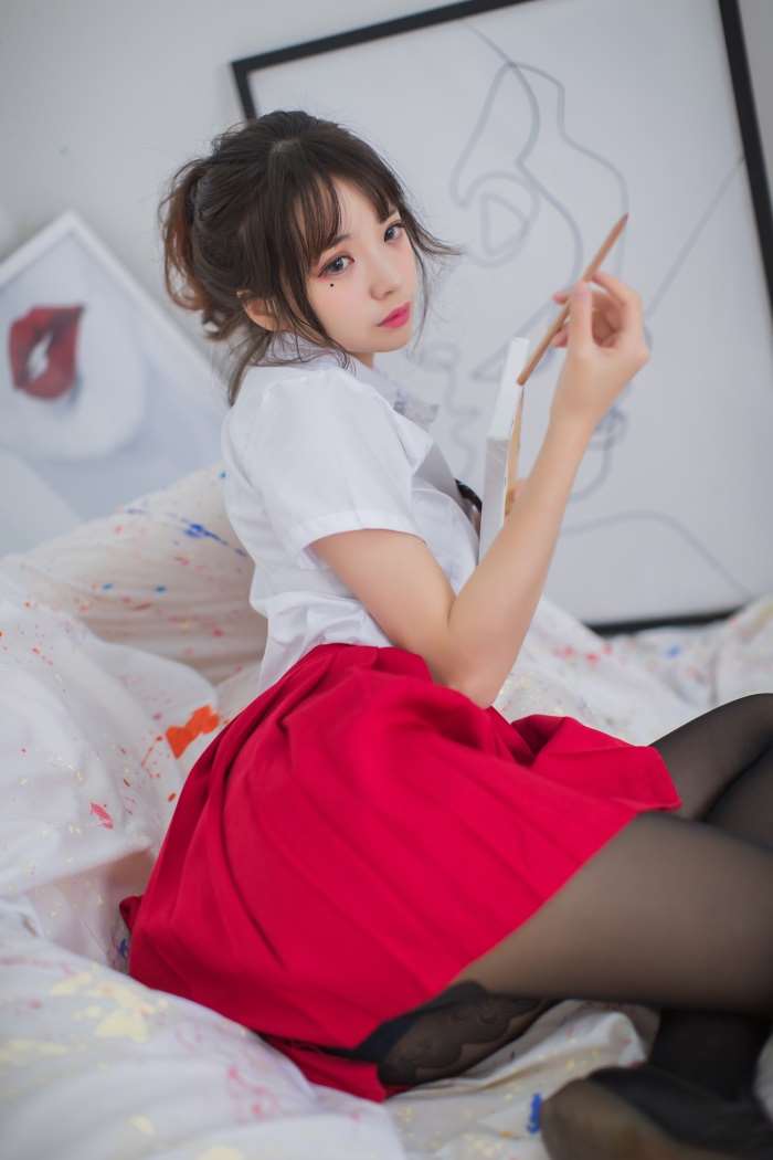 网红妹子@疯猫ss – 画室jk少女 [23P/172MB]
