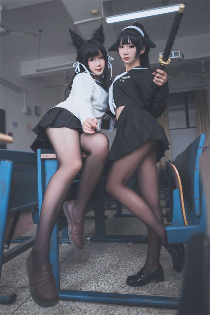 网红Coser@面饼仙儿 – 高雄仙儿 [34P/232MB]