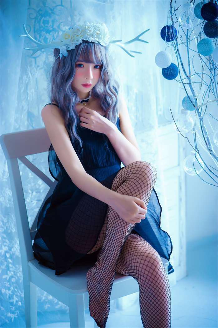 网红Coser@疯猫ss – 黑裙 [25P/259MB]