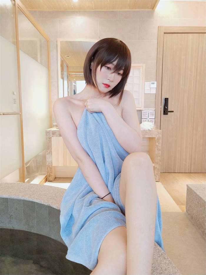 人气动漫博主@白银81 – 和服温泉 [40P/340MB]