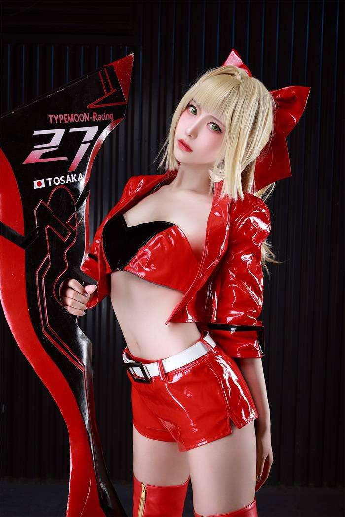 人气动漫Coser@Shika小鹿鹿 尼禄赛车 [11P/23.5MB]