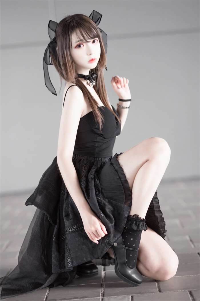 网红Coser@疯猫ss – 猫漫展黑裙 [10P/75.2MB]