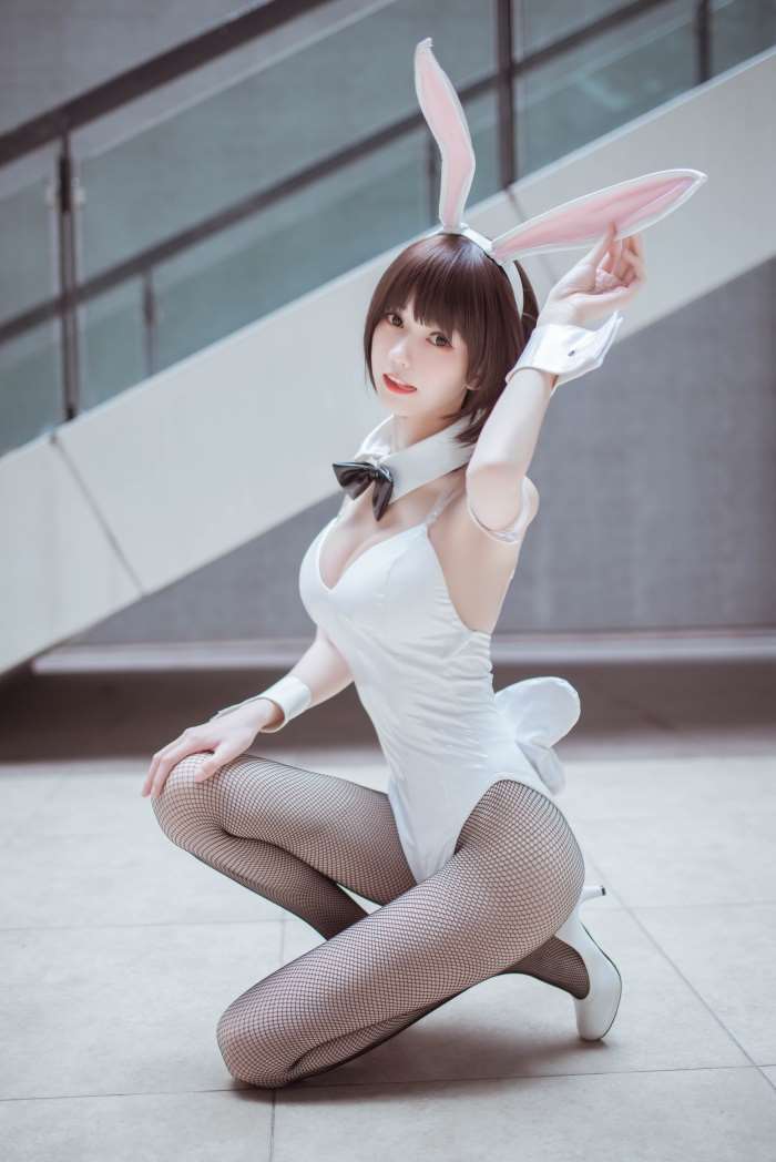 微博红人-动漫博主@你的负卿 圣人惠兔女郎 [23P/136MB]