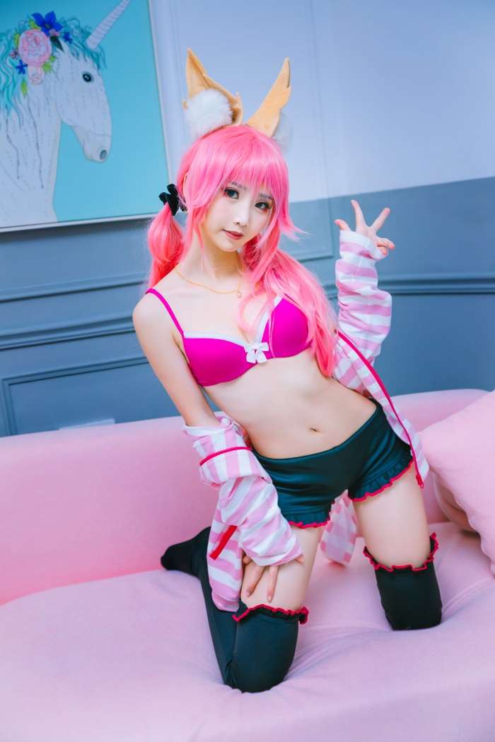 人气动漫Coser@面饼仙儿 – 玉藻前日常 [16P/236MB]