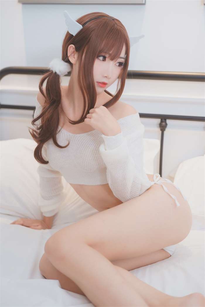 人气动漫Coser@面饼仙儿 – 禁止通行 [12P/111MB]