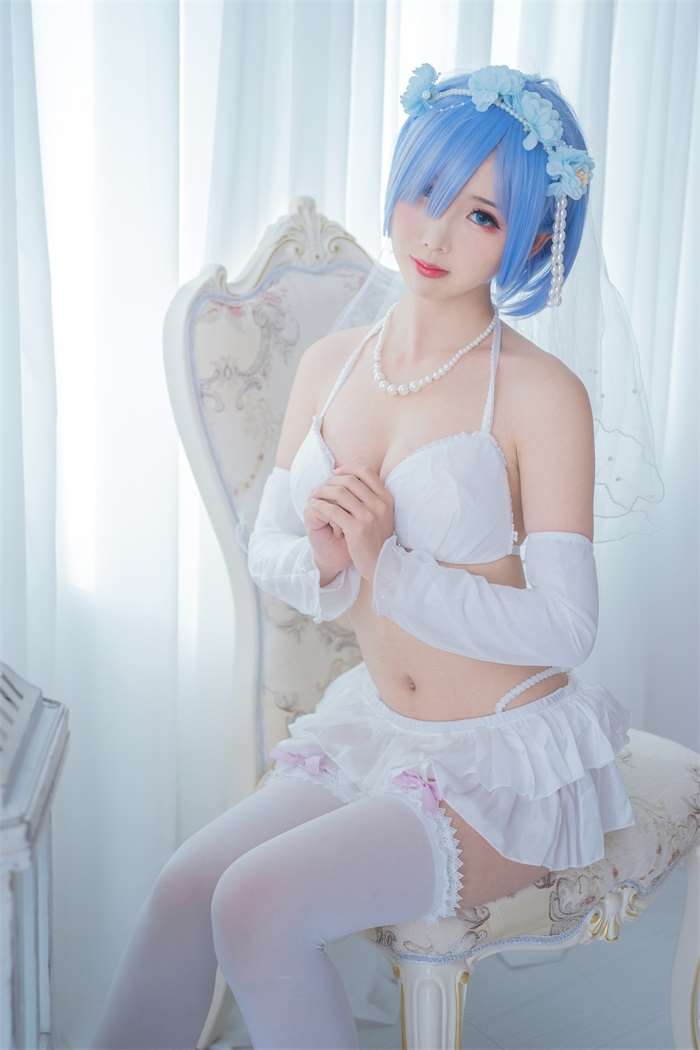 人气动漫Coser@面饼仙儿 – 花嫁蕾姆 [28P/186MB]