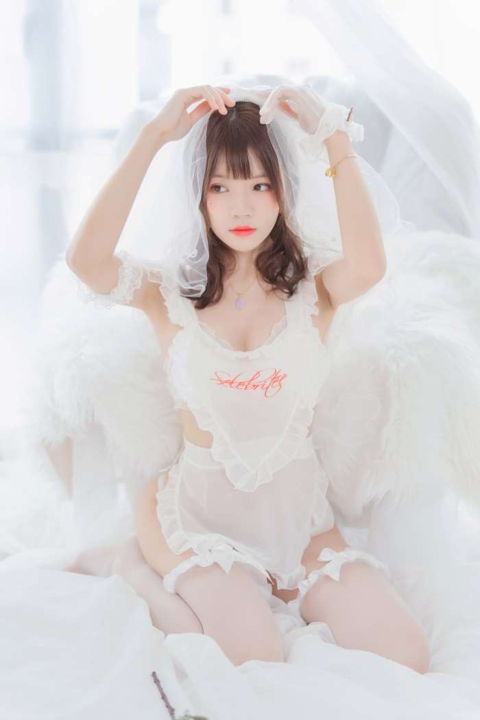 人气动漫Coser@桜桃喵 – 轻纱 [33P/370MB]
