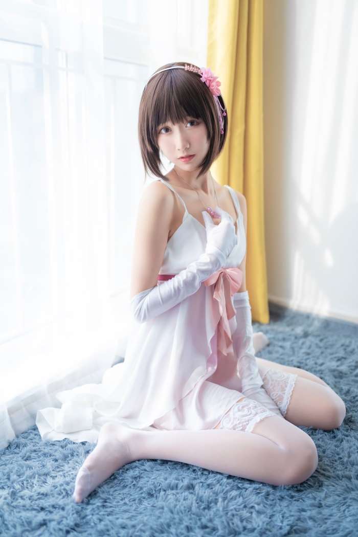 网红Coser@木绵绵OwO – 加藤惠cos礼服部分 [39P/184MB]