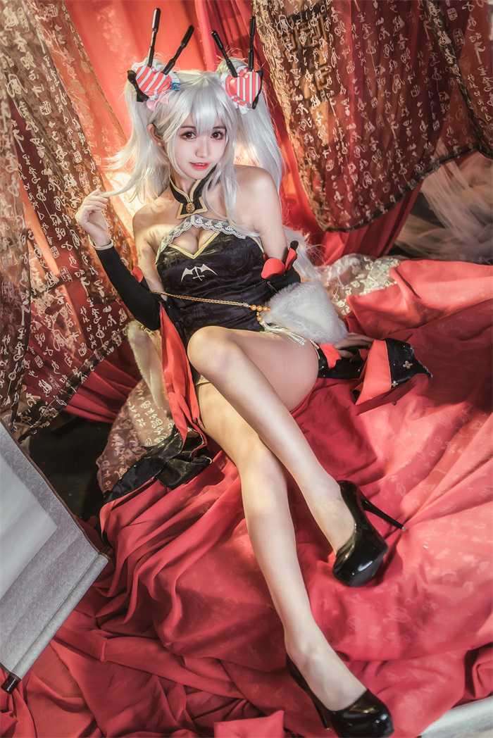 人气动漫Coser@鳗鱼霏儿 – 碧蓝华裳 吸血鬼 [12P/175MB]