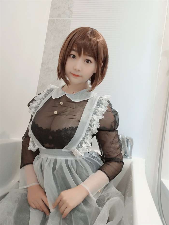 微博人气Coser@三刀刀miido 透明女仆 [32P/60MB]