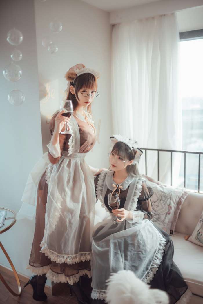 知名动漫博主@铁板烧鬼舞w&爱老师&奶文 透明女仆 [34P/278MB]