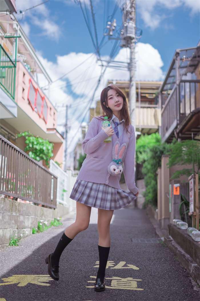 微博红人动漫Coser@黑川 民宿楼下 [15P/90MB]