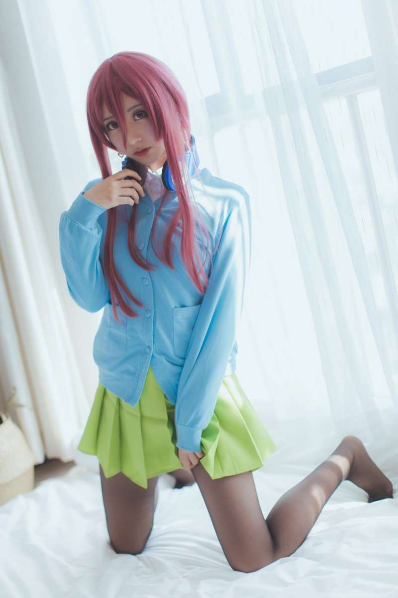 微博红人Coser@黑川 三玖正片 [42P/267MB]