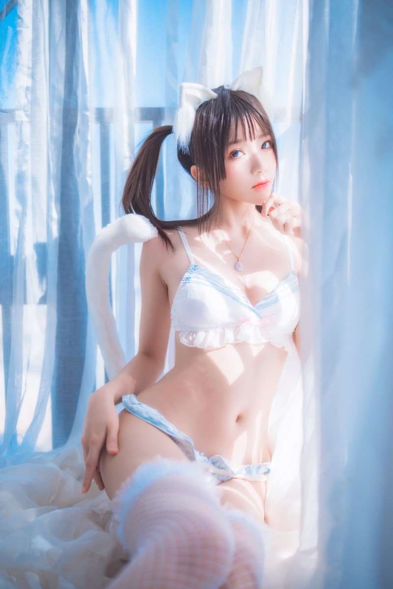 人气Coser@桜桃喵 一只恋爱 [44P/672MB]
