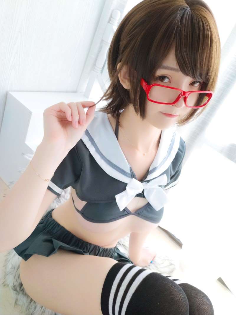 微博红人@一小央泽 早安学妹 [37P/1V/338MB]