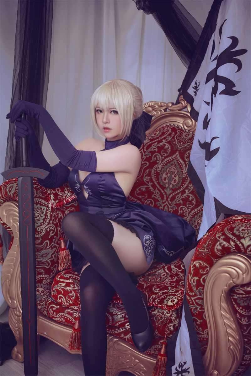 微博人气Coser@半半子&索索 黑贞3 [12P/37MB]