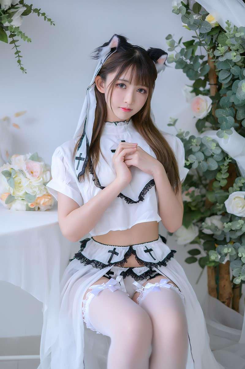 人气动漫Coser@鳗鱼霏儿 猫耳娘 第三套 [12P/135MB]