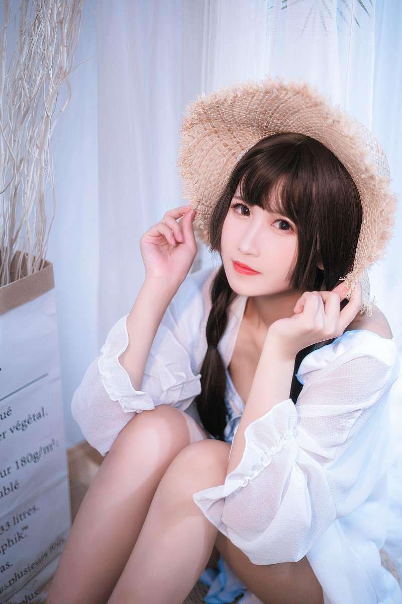 知名动漫博主@三度_69 房间里的夏天 [42P/341MB]