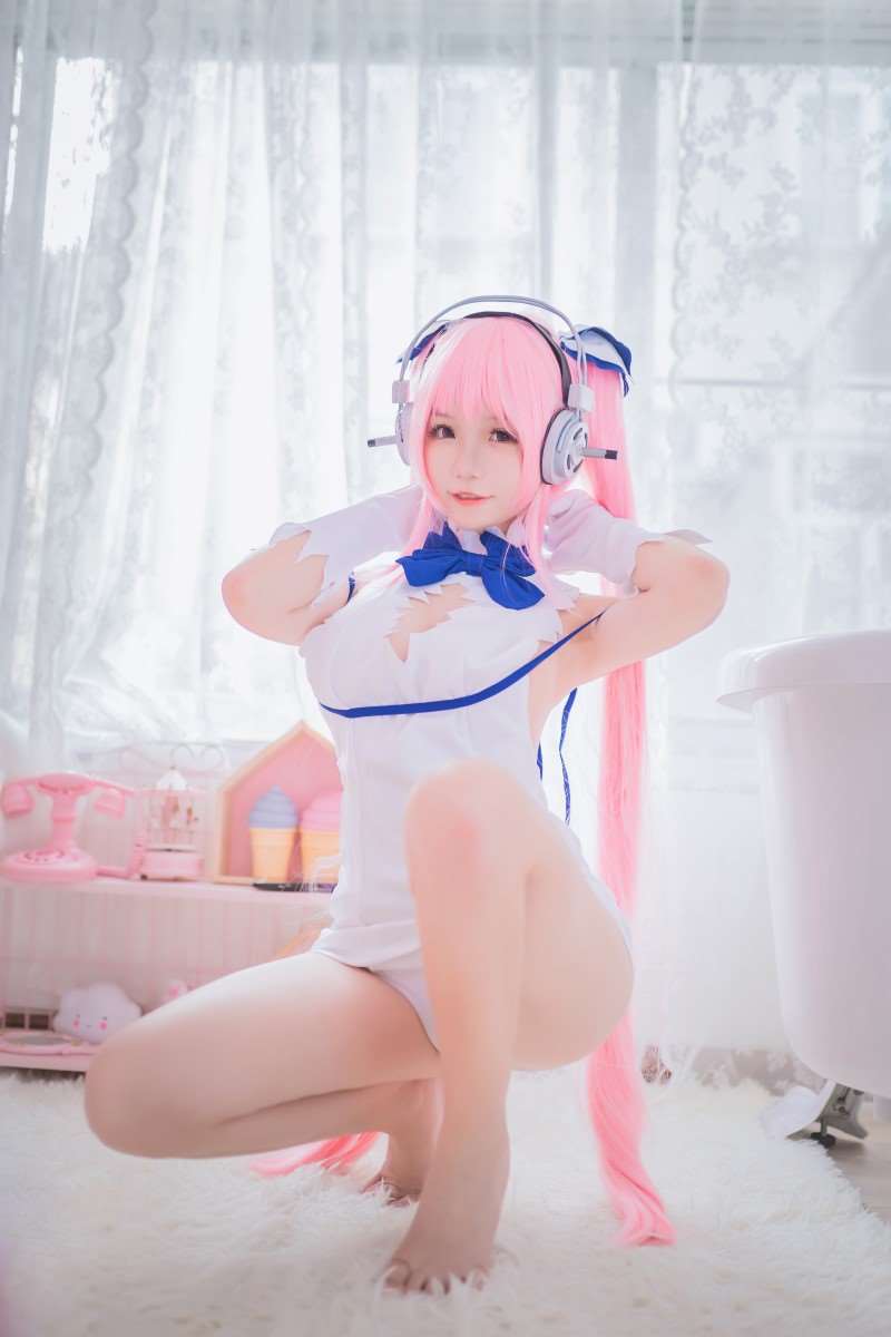 网红Coser@Yoko宅夏 索尼子赫斯提亚 [15P/113MB]