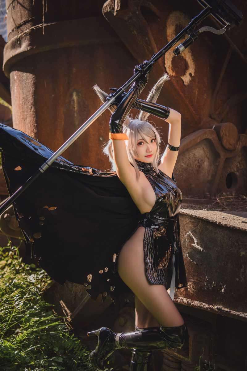 动漫Coser@瓜希酱 暴行 [15P/74MB]