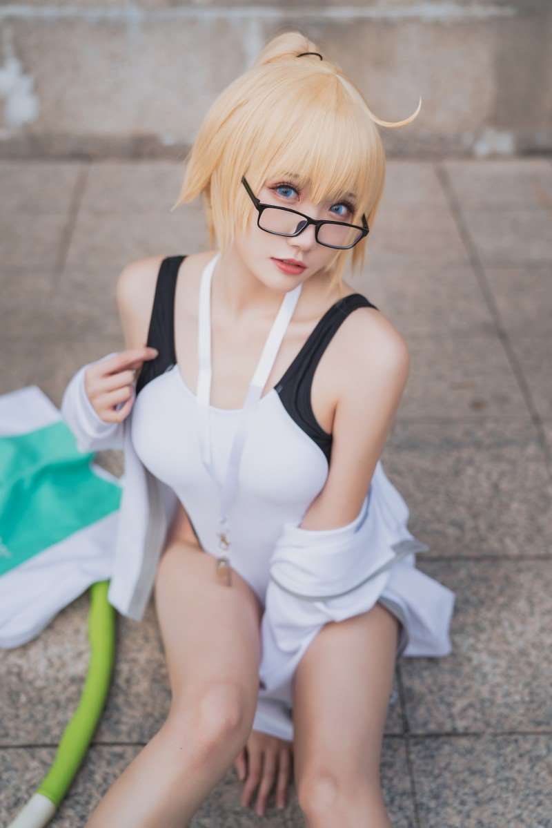 动漫Coser@瓜希酱 企鹅贞 [21P/109MB]