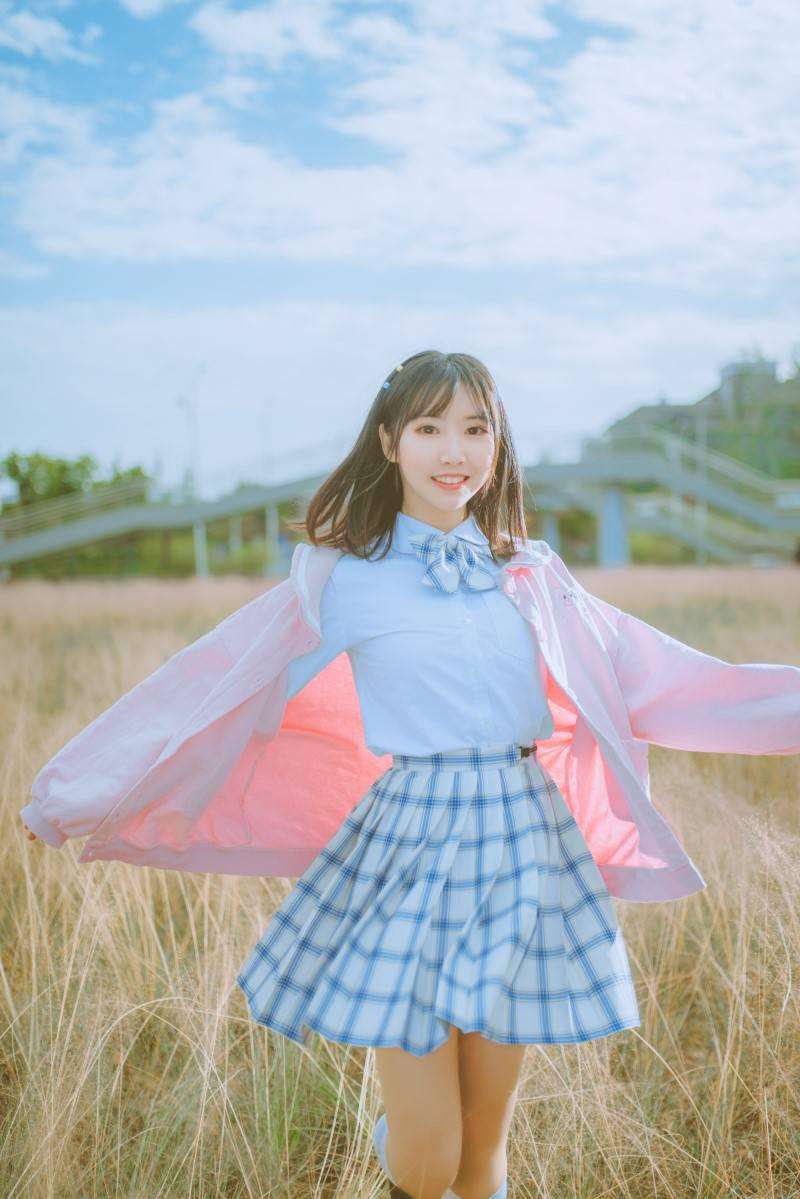 人气动漫Coser@面饼仙儿 粉黛草JK [19P/385MB]
