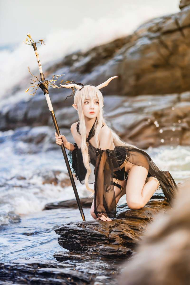 人气Coser@桜桃喵 – 闪灵泳衣 [42P/955MB]