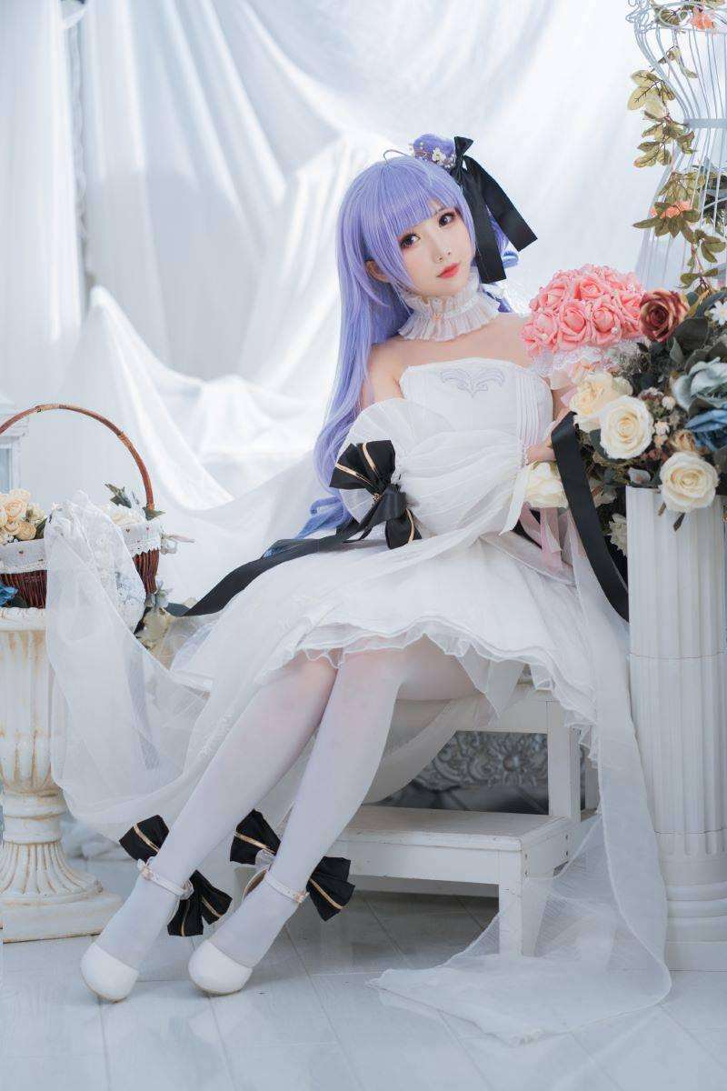 人气动漫Coser@面饼仙儿 独角兽婚纱 [14P/129MB]