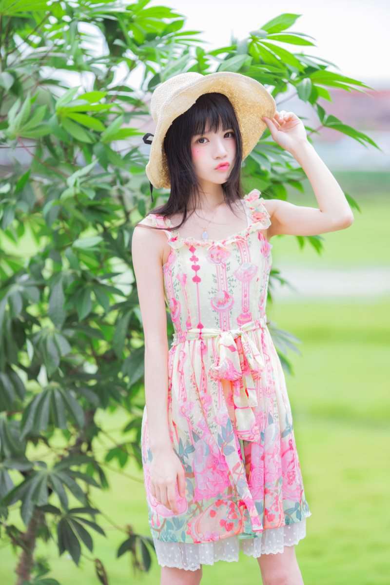 人气Coser@桜桃喵 夏风 [13P/195MB]