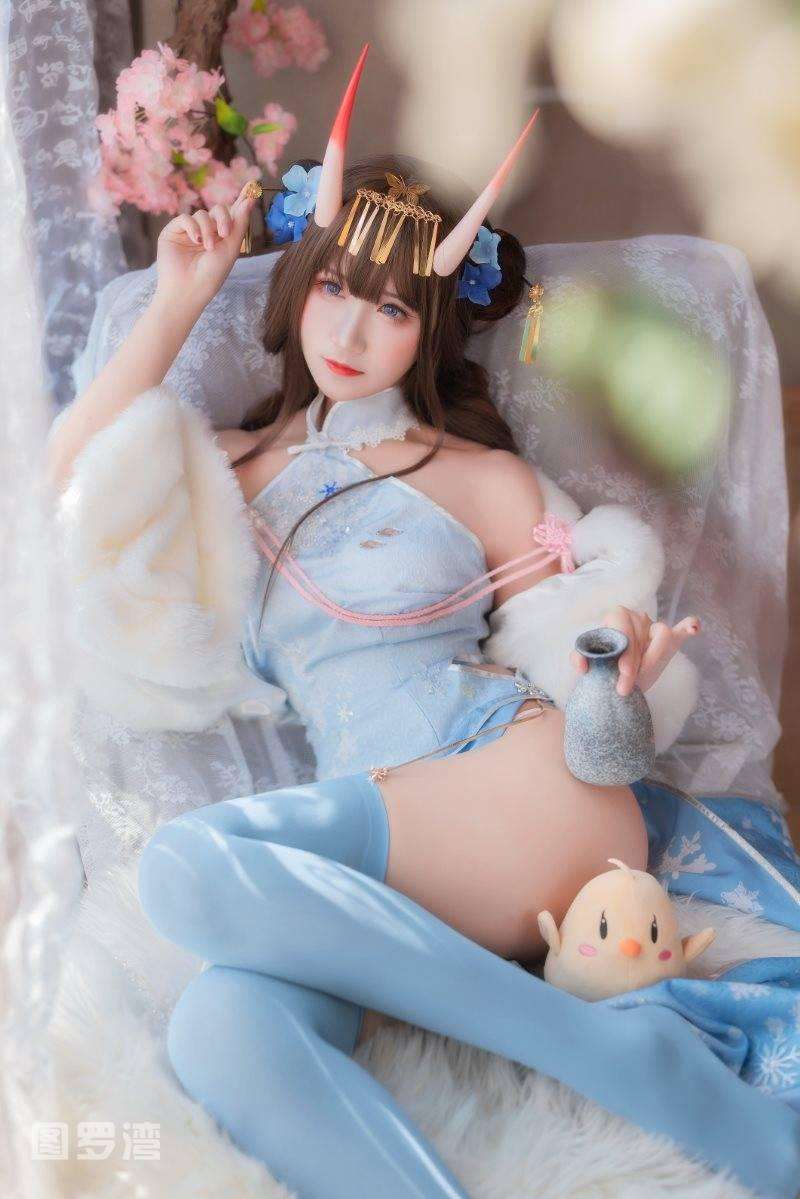 知名动漫博主@三度_69 能代 冬雪沁香 [31P/2V/275MB]