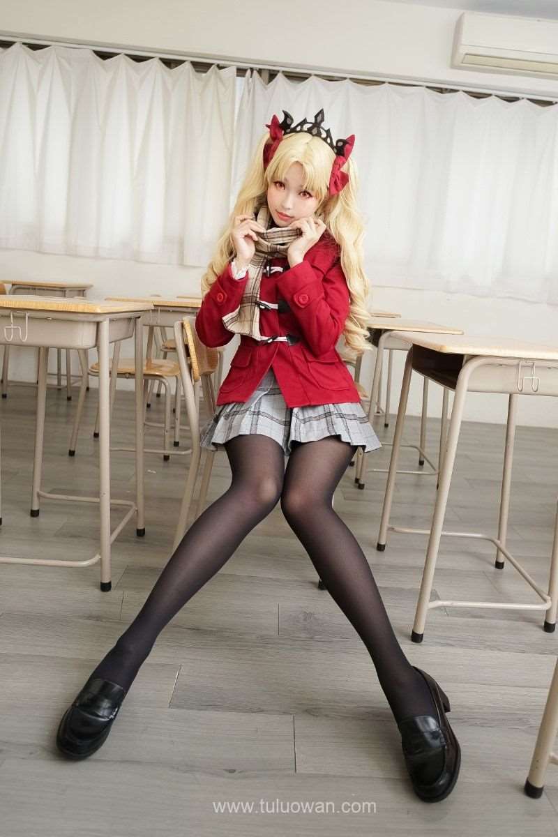 台湾Coser@ElyEE子 远坂凛 jk [57P/9V/310MB]