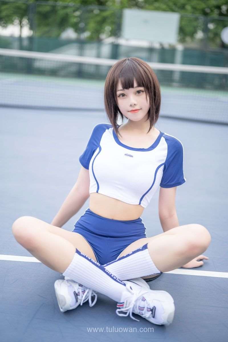 知名动漫博主@蜜汁猫裘 体操服 [50P/512MB]