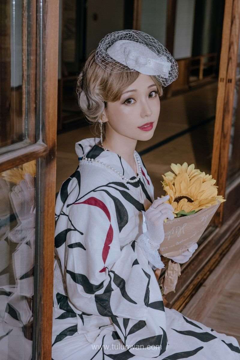 台湾Coser@ElyEE子 Retro Kimono [38P/124MB]