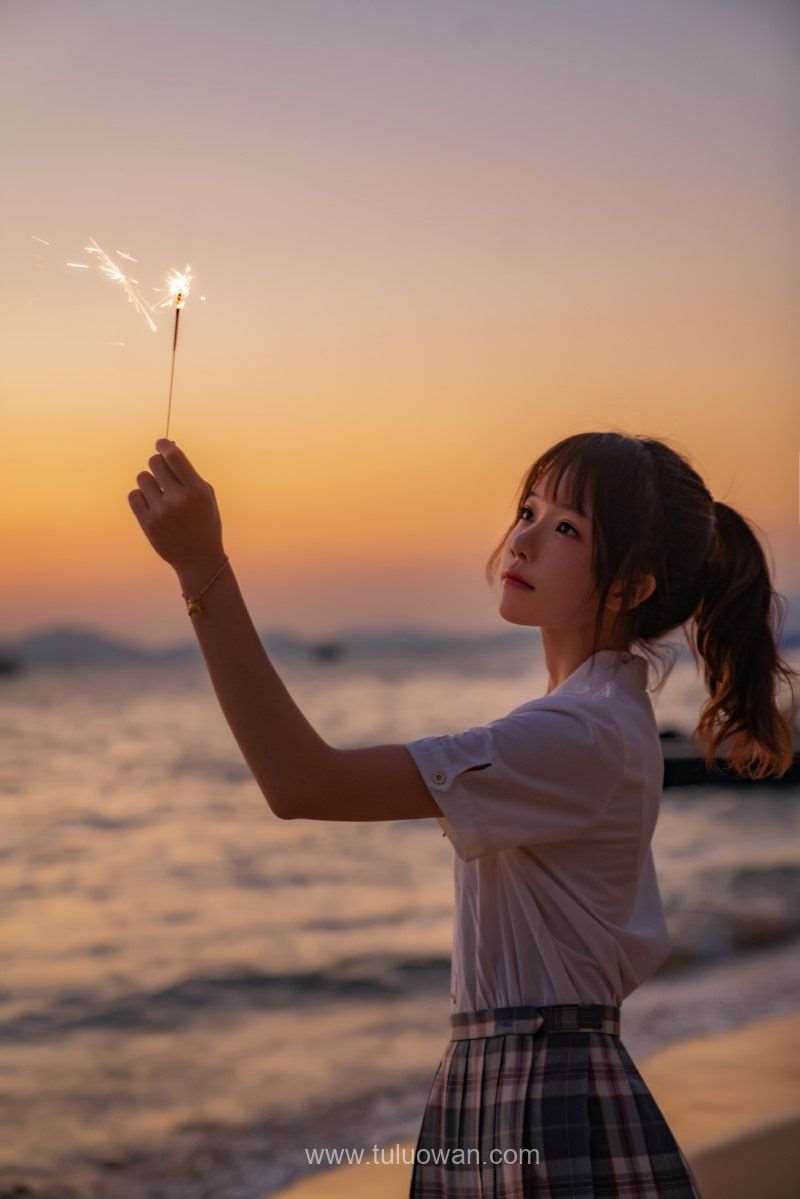人气Coser@桜桃喵 逐海 [17P/444MB]