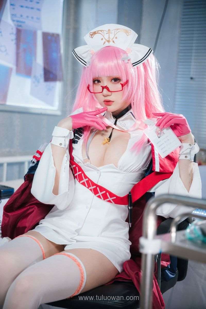 动漫Coser@瓜希酱 英仙座护士 [20P/109MB]