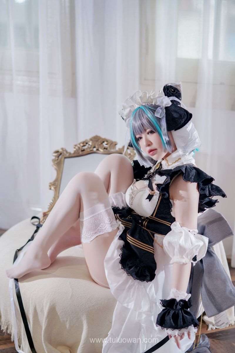微博人气Coser@半半子 柴郡 [63P/2V/115MB]