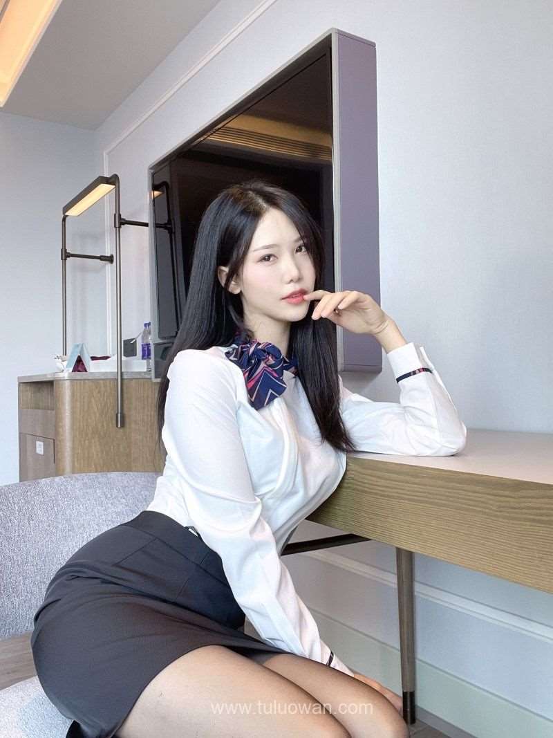 微博人气Coser@抖娘-利世 定制 绳缚空姐 [40P/1V/281MB]